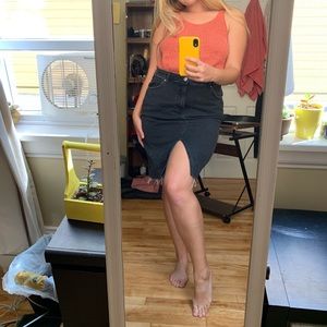 H&M black pencil skirt with slit